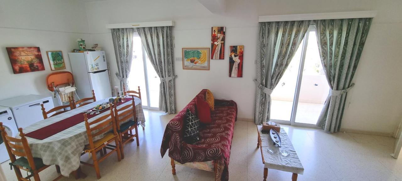 Astrofegia Apartments Near The Sea Ajía Marína Kültér fotó
